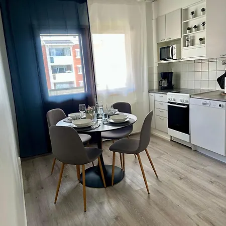 Appartement Cozy Near The Center With Parking *